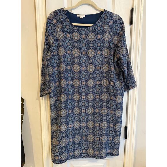 Garnet Hill Silk Shift Dress Medallion Print 3/4 sleeve size 8 - Picture 2 of 6